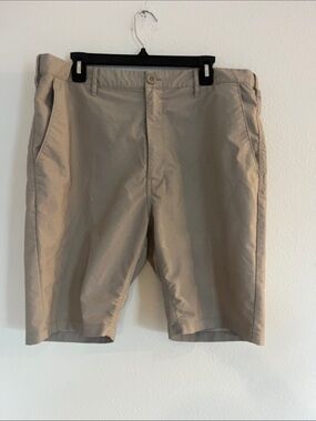 CSG Khaki Shorts Size 36